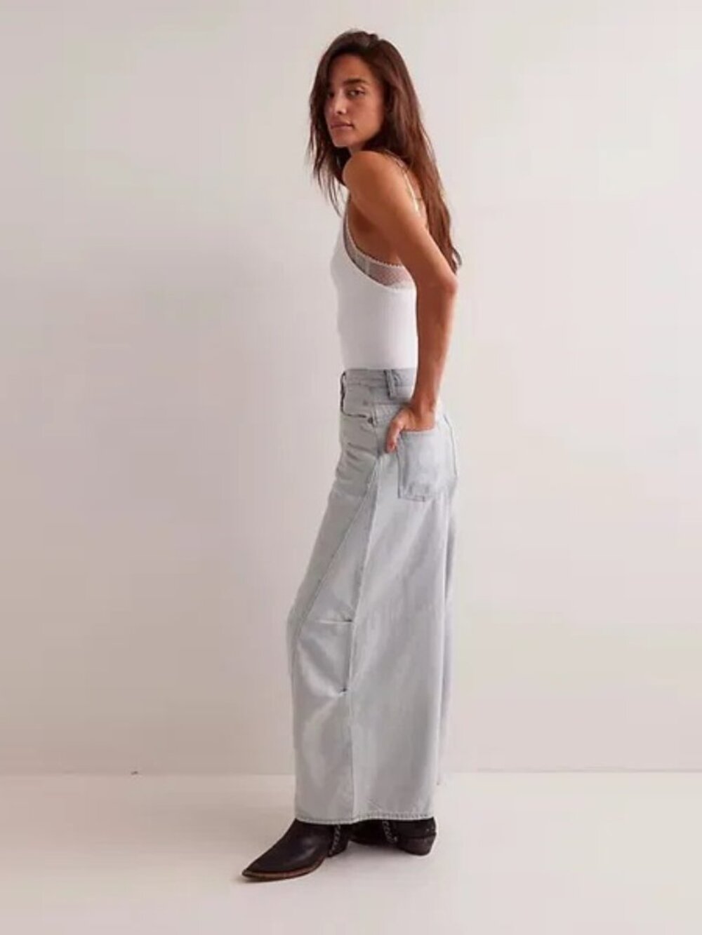 Free People Westward Demi Jeans NWT - Picture 3 of 14